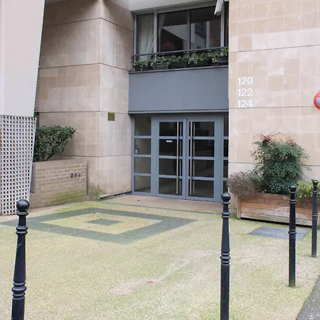 Bright And Quiet With Unobstructed View Apartament *